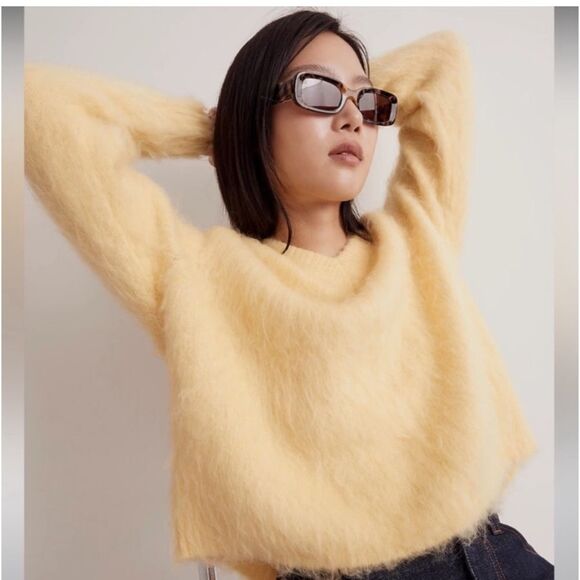 Madewell Sweaters - Madewell Yellow Fuzzy Crew Neck Sweater